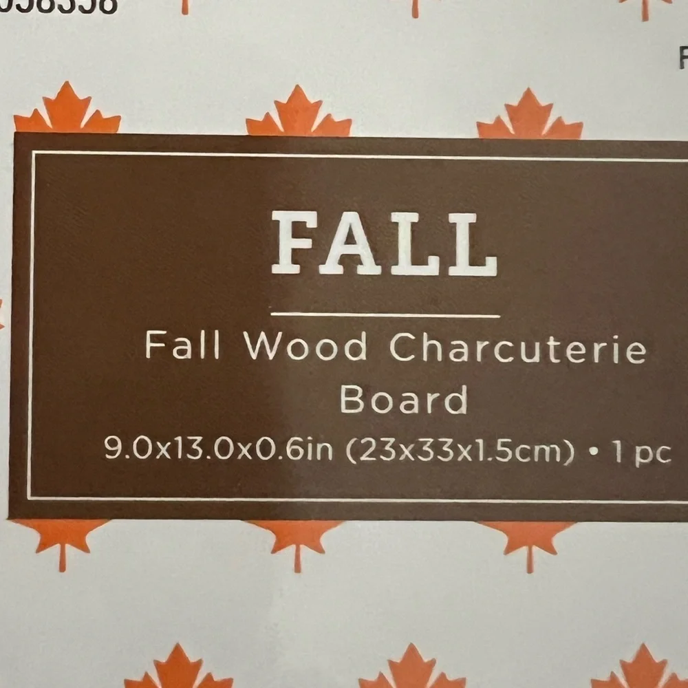 Harvest Wooden Cutting Board with Pumpkin Leaf Design NWT